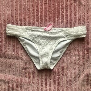 XS Victoria’s Secret White Lace Bikini Bottoms